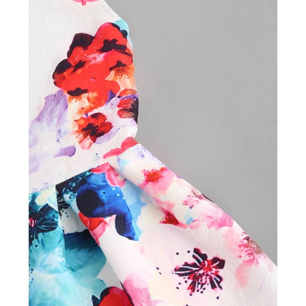 Floral Print Pleated Dress - Picture 5 of 6